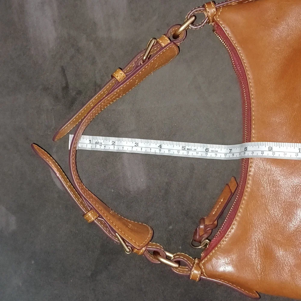 Dooney and Bourke Pebble Leather bag mid size - Picture 5 of 9